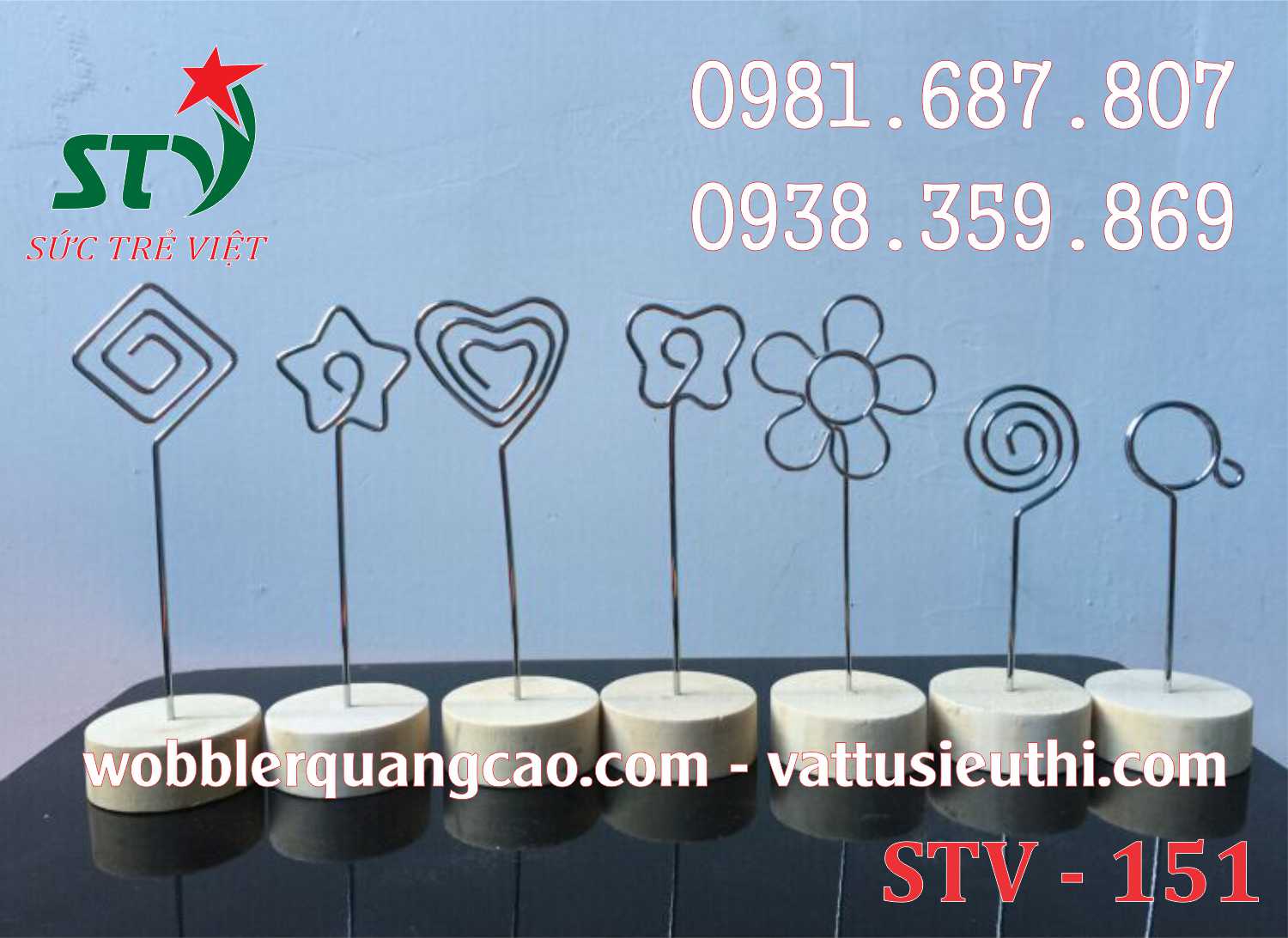 wobbler để bàn chân gỗ, chân gỗ quảng cáo